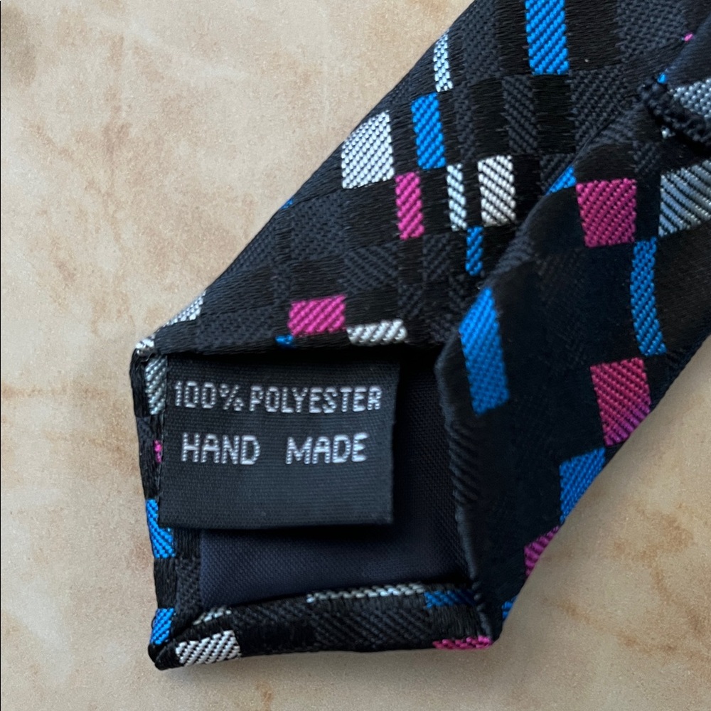 Assorted Patterned Men's Ties Set - Picture 11 of 11